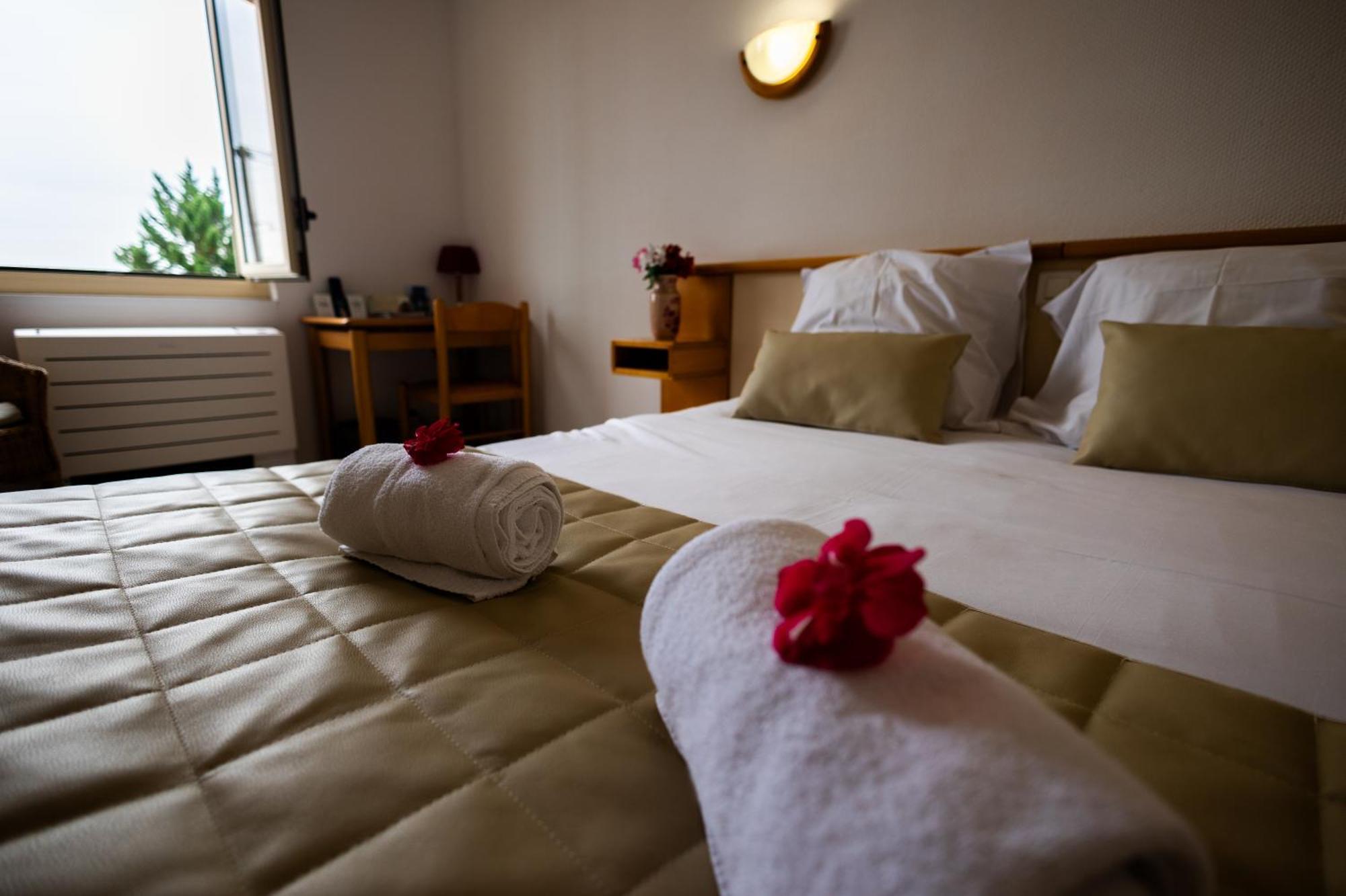 Logis Des Cretes De Pignols Hotel Moissac Kültér fotó